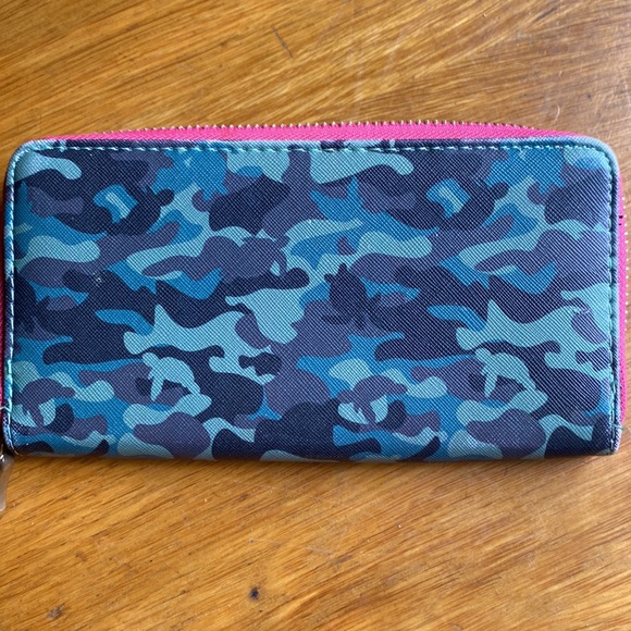 Simply Southern wallet - Picture 4 of 5